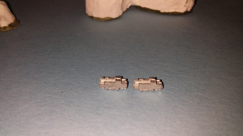 Steam shunter type loco x 2 unpainted