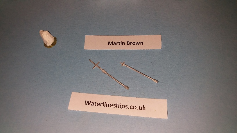 Replica Triang RMS Queen Mary/Elizabeth/Aquitania masts pair [DU