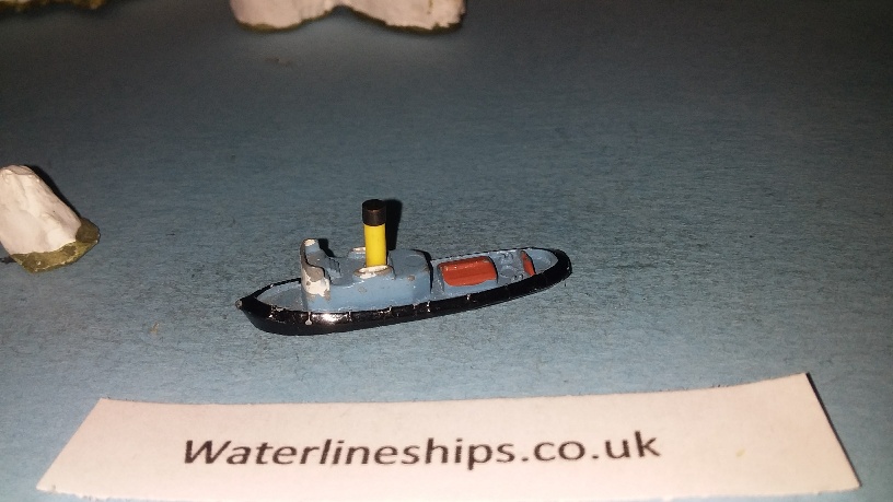M731 Tug blue upperworks yellow funnel Tri-ang Minic ch *