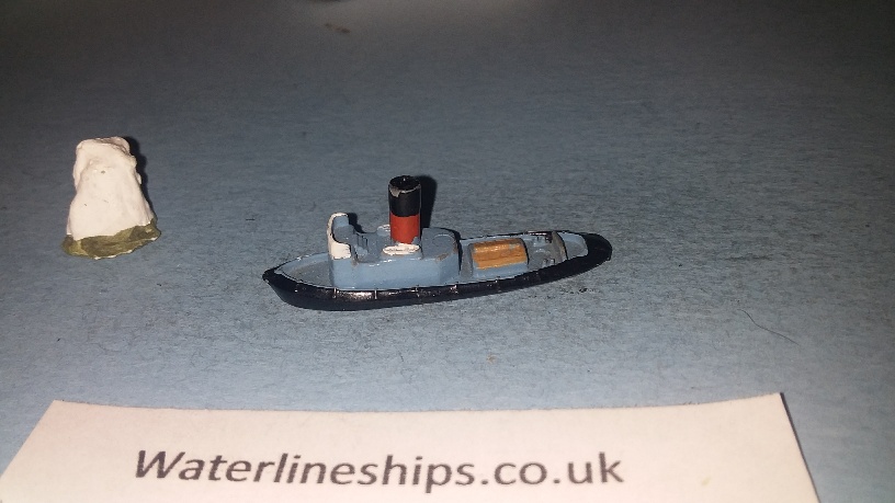 M731 Tug 1930s red scarce cast funnel sl ch