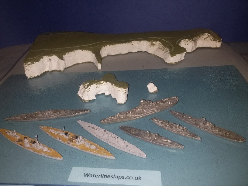 1/2400 8 x WW1 & 2 Battleships German, British and US