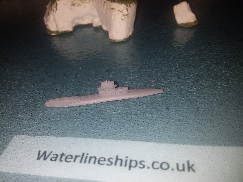 R-3 RN submarine 1918 p