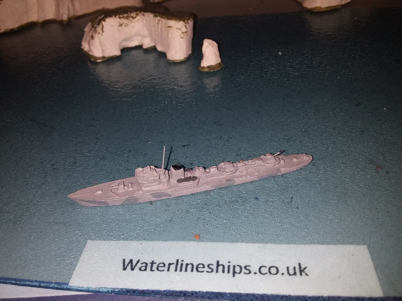 Orsa class 1940s Italy light destroyer camo