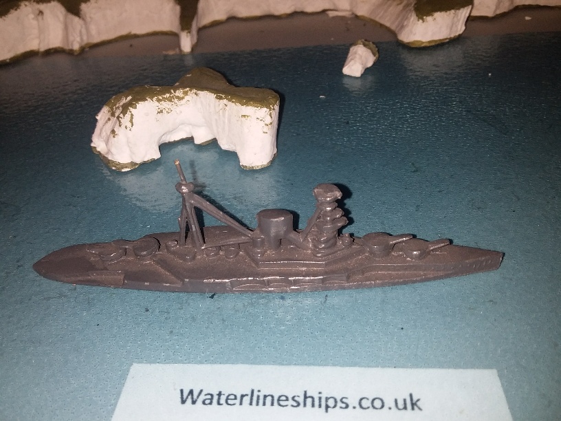 HMS Queen Elizabeth RN Battleship 1930s 1:1800 scale