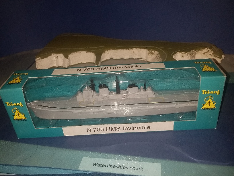 HMS Invincible RN aircraft carrier R05 collectors edition