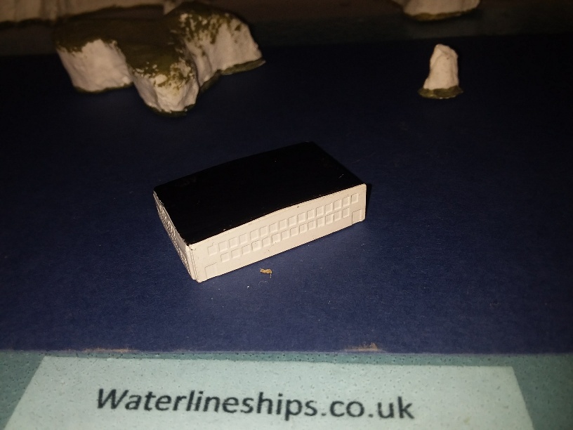 Modern type Warehouse open back 34mm x 22mm x 8mm